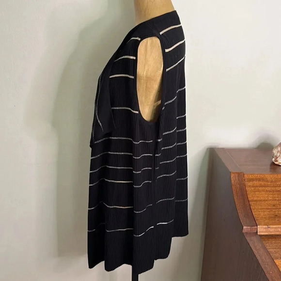 Lafayette 148 sz M vest wrap black and metallic mesh stripe cotton viscose EUC - Picture 4 of 8